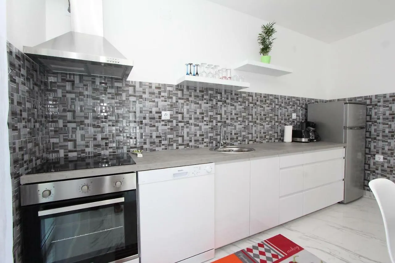 Apartment Karlo 2 Ровинь 0*,  Хорватия